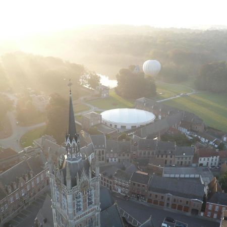 Auberge Du Vieux Cedre, Enghien-Belgique Bagian luar foto