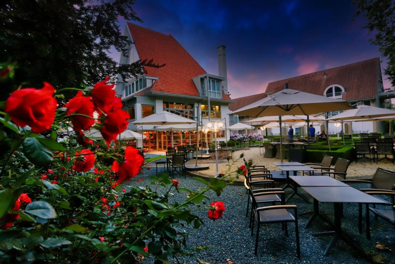 Auberge Du Vieux Cedre, Enghien-Belgique Bagian luar foto