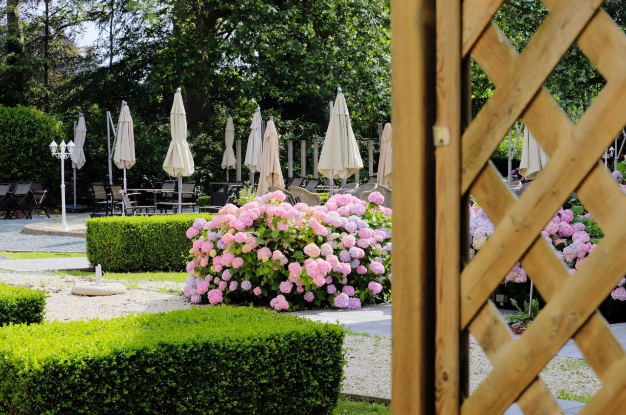 Auberge Du Vieux Cedre, Enghien-Belgique Bagian luar foto